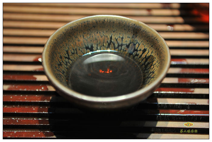 2010 iɥj 0085-(7)